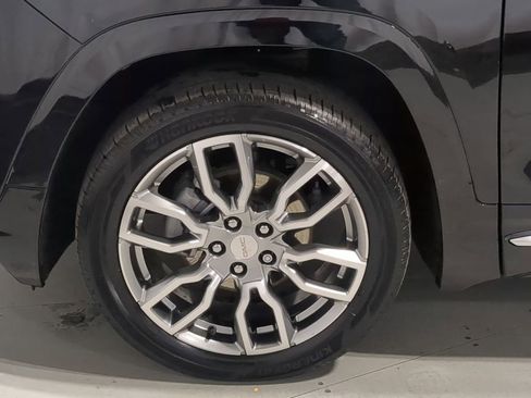 Used 2022 GMC Terrain Denali image 17