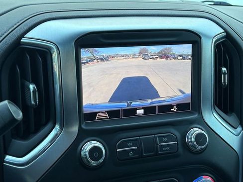 Used 2020 GMC Sierra 1500 SLT image 11