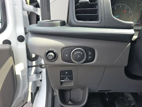 Used 2024 Ford Transit 250 Low Roof w/ Exterior Upgrade Package RWD image 21