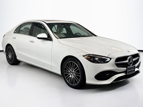 Used 2023 Mercedes-Benz C 300 Sedan image 3