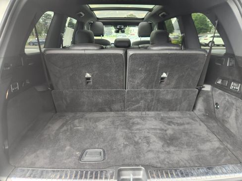 Used 2024 Mercedes-Benz GLS 450 4MATIC w/ AMG Line Exterior image 36