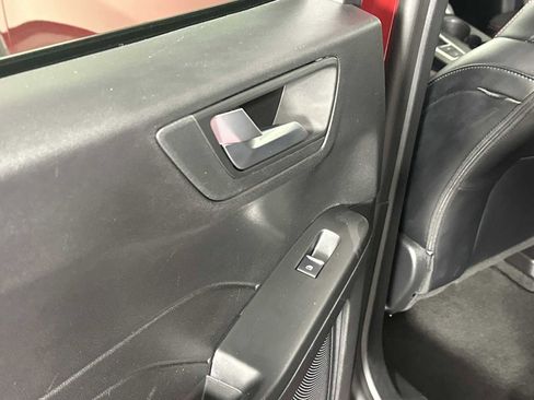 Used 2025 Ford Escape ST-Line image 24