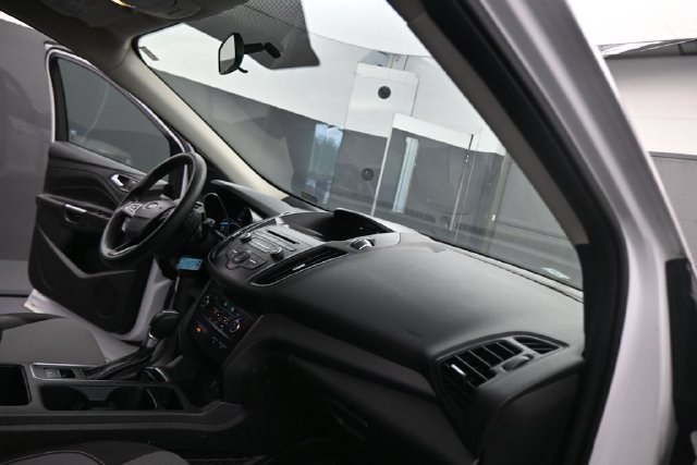 Used 2017 Ford Escape SE AWD/4WD image 42