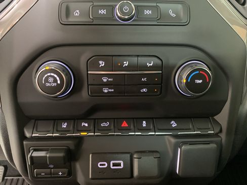New 2026 Chevrolet Silverado 2500 Custom w/ Custom Value Package AWD/4WD image 21