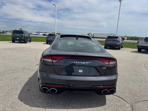 Used 2023 Kia Stinger GT2 AWD/4WD image 8