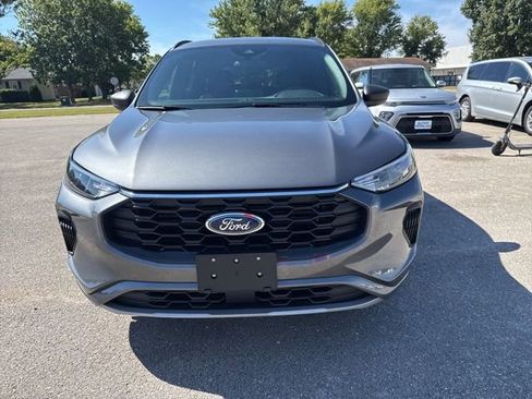 Used 2024 Ford Escape ST-Line image 5