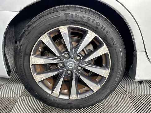 Used 2017 Nissan Altima 2.5 SV image 32