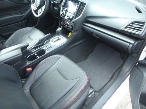 Used 2021 Subaru Impreza 2.0i Premium image 14