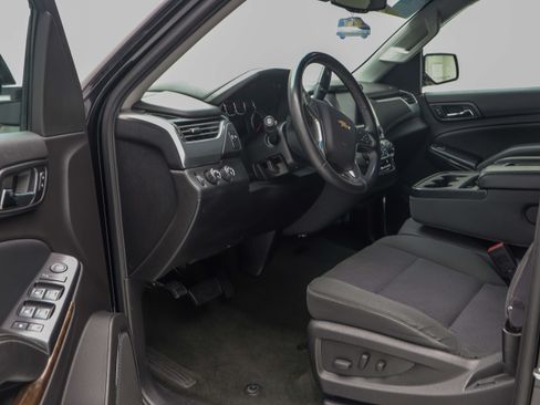 Used 2016 Chevrolet Suburban LS AWD/4WD image 20
