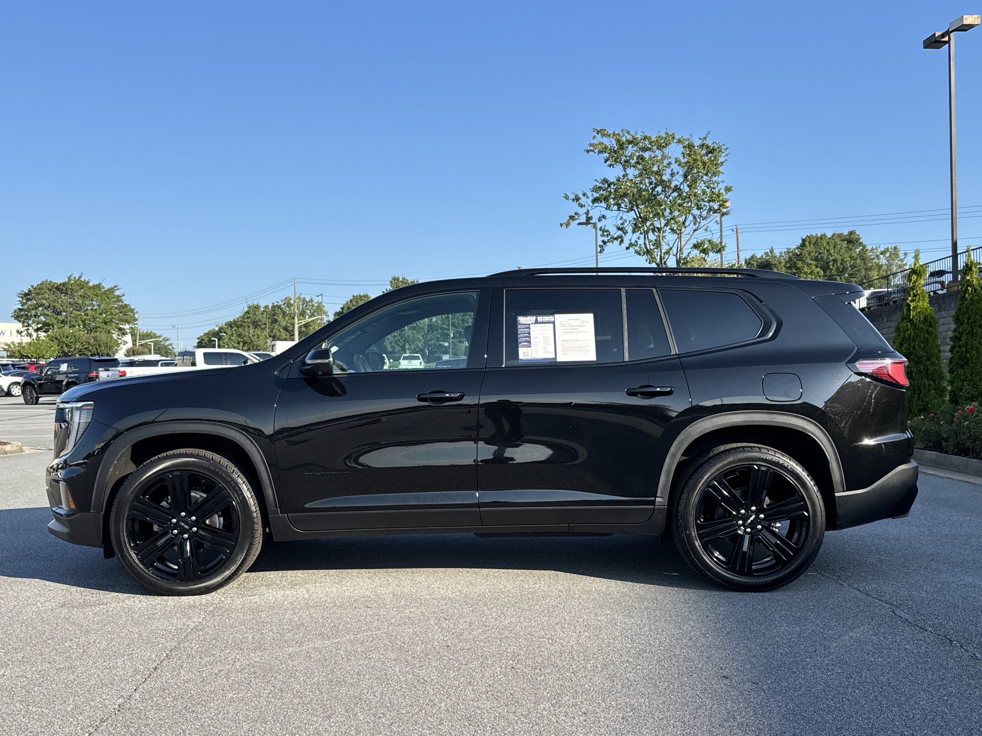 Used 2026 GMC Acadia Elevation w/ Black Edition FWD image 7