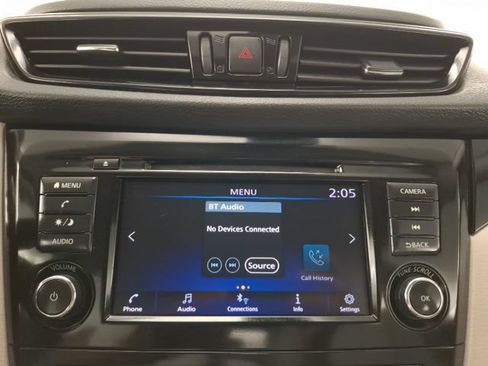 Used 2022 Nissan Rogue Sport SV w/ Technology Package FWD image 24
