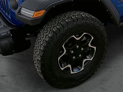 Used 2022 Jeep Wrangler Unlimited Rubicon 4xe w/ Steel Bumper Group image 7