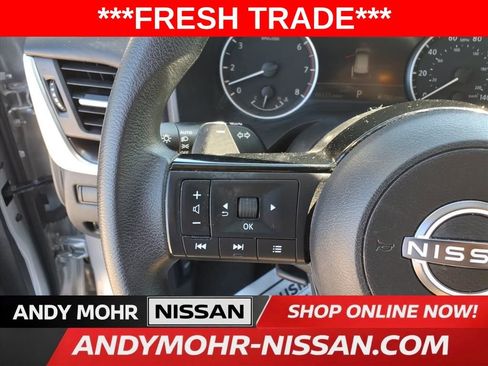 Used 2023 Nissan Rogue SV image 20
