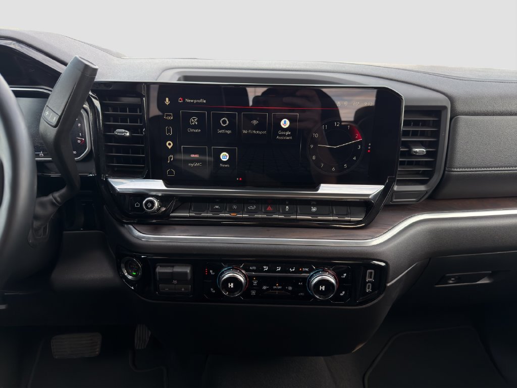 Used 2026 GMC Sierra 1500 SLT AWD/4WD image 16