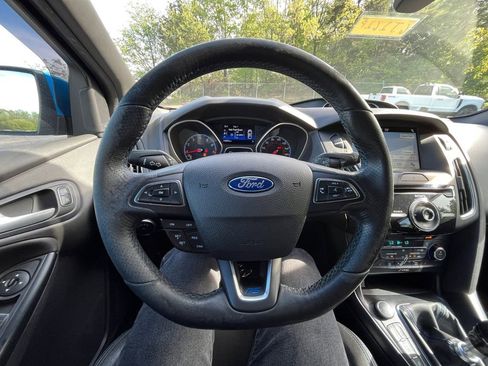 Used 2016 Ford Focus RS AWD/4WD image 11