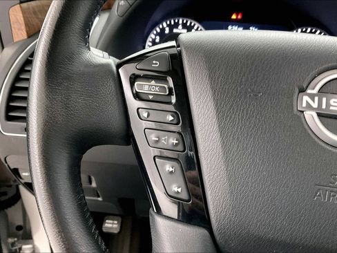 Used 2024 Nissan Armada SL w/ Captain's Chairs Package AWD/4WD image 12