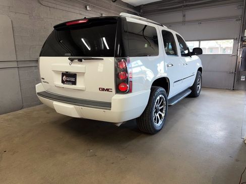Used 2012 GMC Yukon Denali AWD/4WD image 5