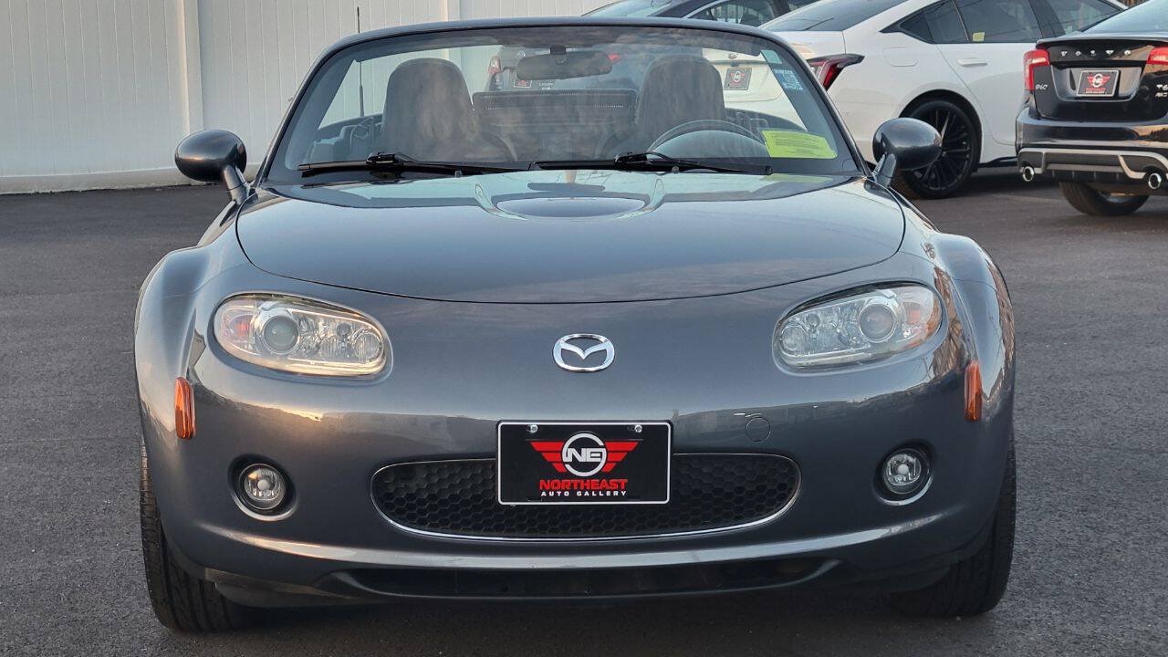 Used 2008 MAZDA MX-5 Miata Touring RWD image 5