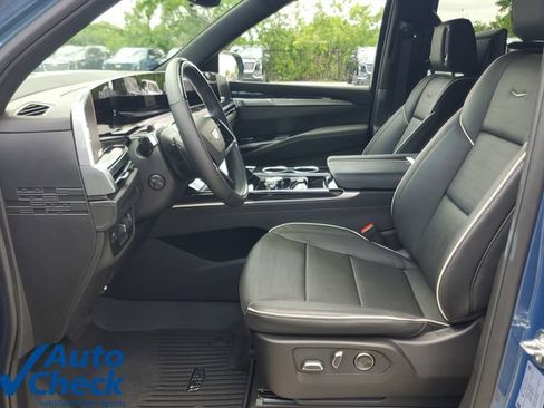 Certified 2026 Cadillac Escalade Sport w/ LPO, ONYX Package RWD image 21