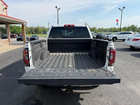 Used 2018 GMC Sierra 1500 SLT AWD/4WD image 6