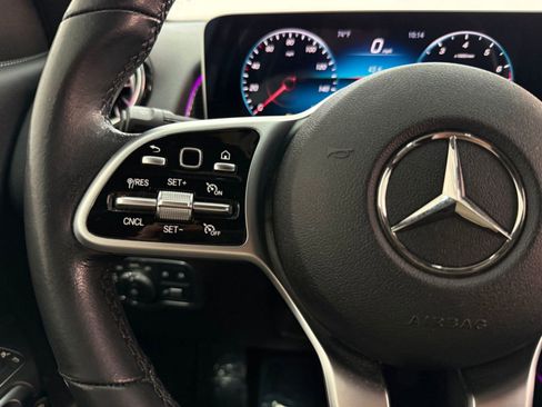 Certified 2021 Mercedes-Benz GLB 250 image 14