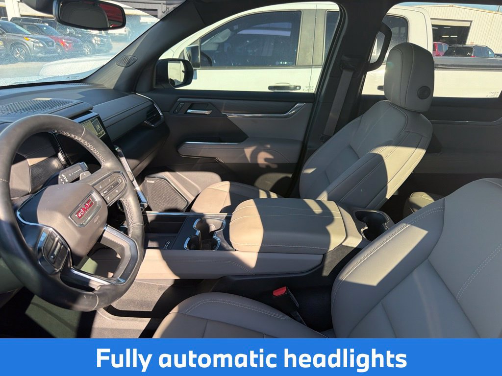 Used 2024 GMC Acadia Elevation FWD image 14