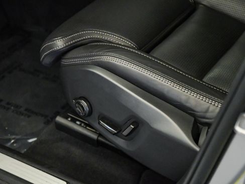 Certified 2023 Volvo XC60 B5 Ultimate w/ Climate Package AWD/4WD image 25