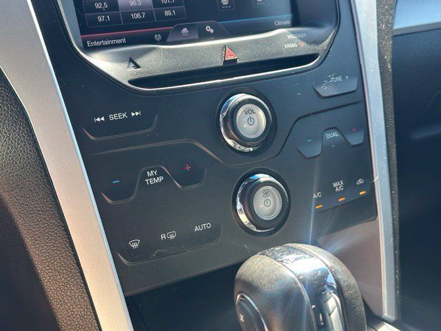 Used 2013 Ford Explorer XLT AWD/4WD image 23