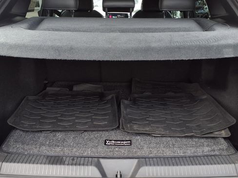 Certified 2023 Volkswagen ID.4 Pro image 8