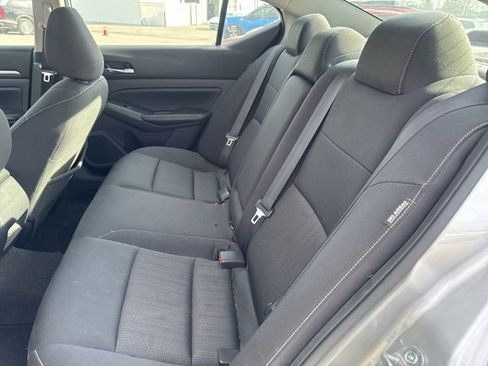 Used 2022 Nissan Altima 2.5 SV image 11