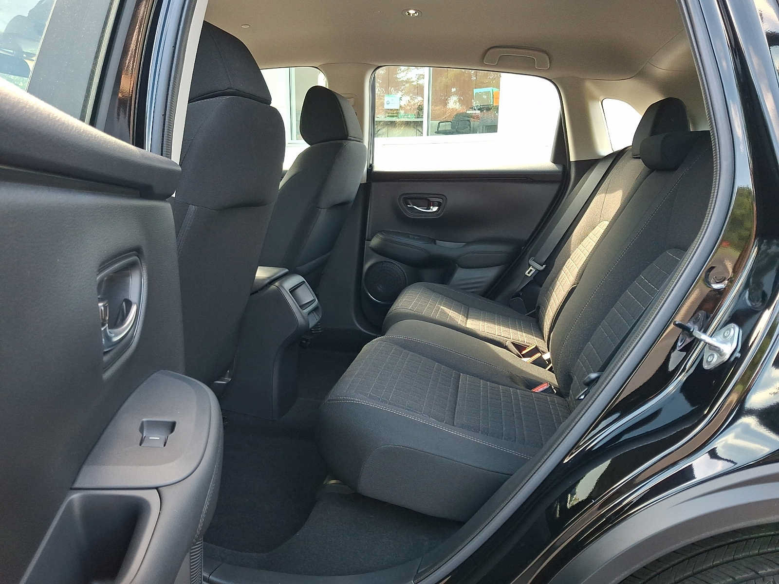 Certified 2024 Honda HR-V LX image 10