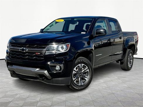 Used 2022 Chevrolet Colorado Z71 image 3