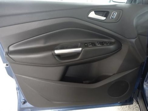 Used 2018 Ford Escape SEL AWD/4WD image 9