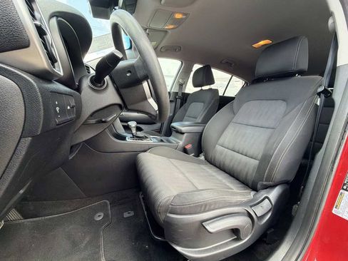 Used 2020 Kia Sportage LX FWD image 6