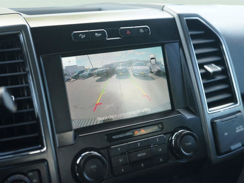 Used 2020 Ford F150 XLT w/ Equipment Group 302A Luxury AWD/4WD image 27
