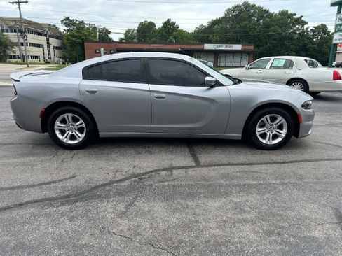 Used 2015 Dodge Charger SE w/ Popular Equipment Group RWD image 6