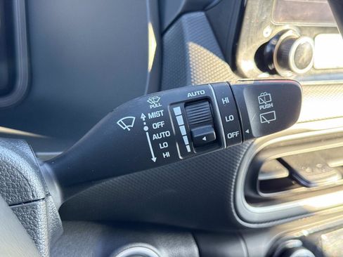 Certified 2022 Hyundai Kona Limited image 11