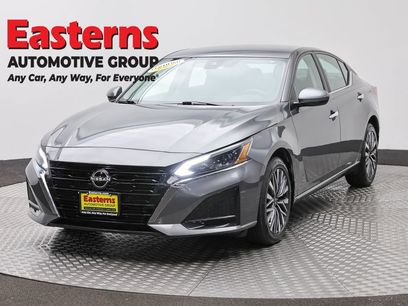 Used 2023 Nissan Altima 2.5 SV