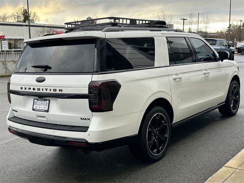 Used 2023 Ford Expedition Max Limited image 42