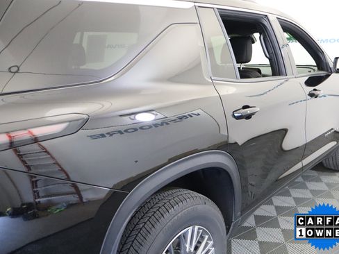 Used 2026 Chevrolet Traverse LT AWD/4WD image 7