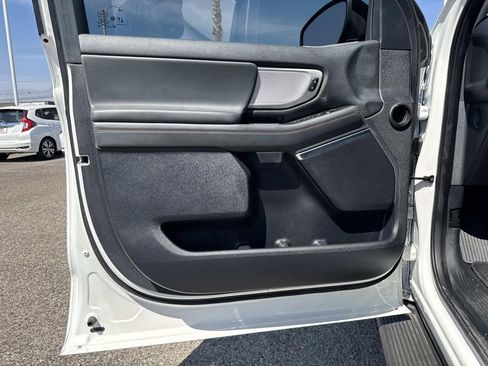 Used 2025 Ford Expedition Active RWD image 18