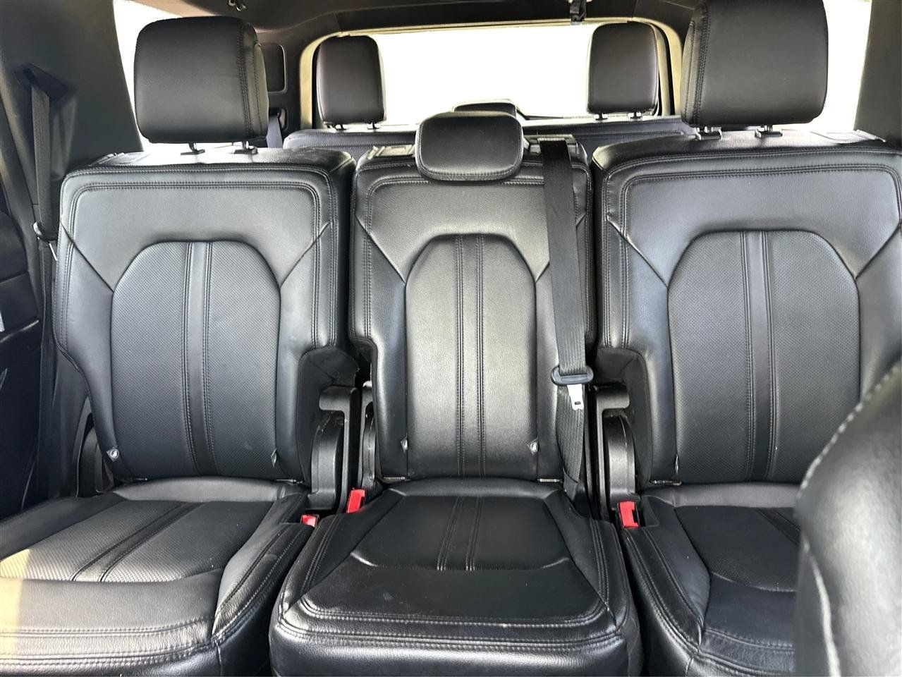 Used 2020 Ford Expedition Limited AWD/4WD image 15