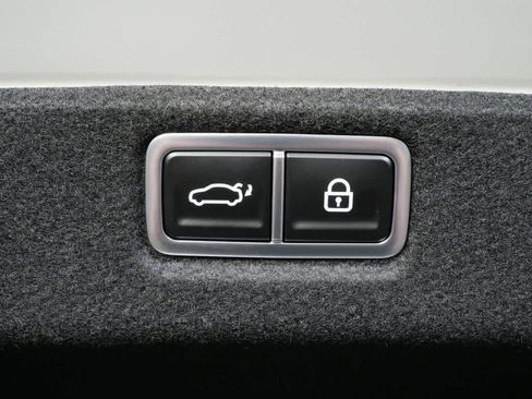 New 2025 Hyundai Sonata Limited FWD image 31