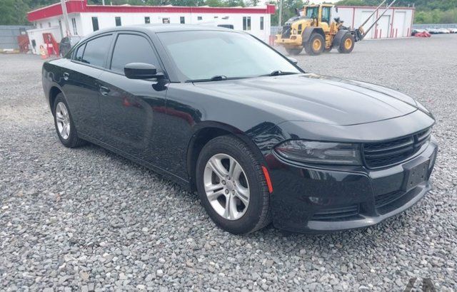 Used 2020 Dodge Charger SXT RWD image 1