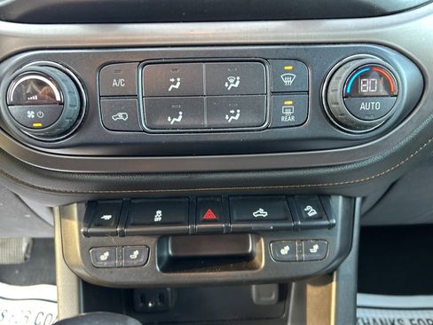 Used 2022 GMC Canyon AT4 image 22