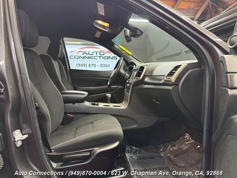 Used 2014 Jeep Grand Cherokee Laredo w/ Quick Order Package 23E image 7