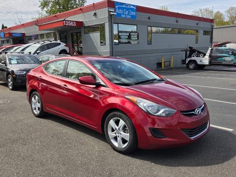 Used 2013 Hyundai Elantra GLS FWD image 9