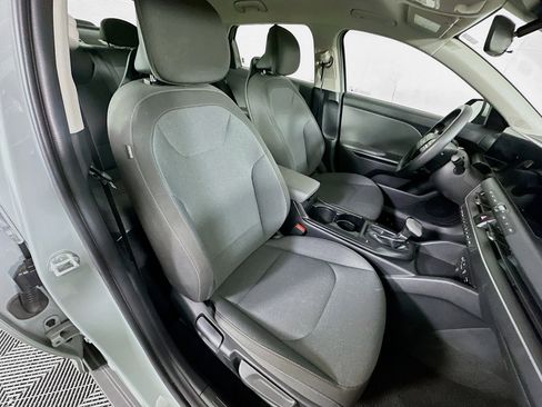 Used 2025 Kia K4 FWD image 30