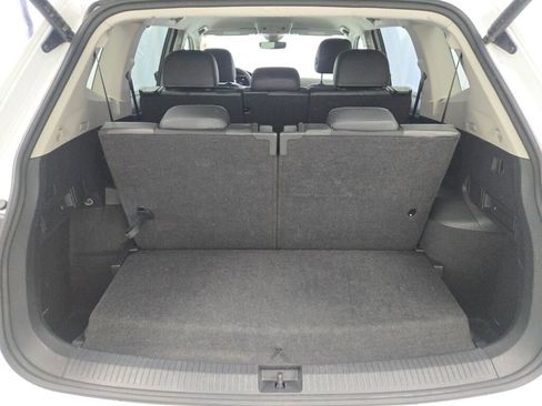 Used 2024 Volkswagen Tiguan Wolfsburg Edition image 18