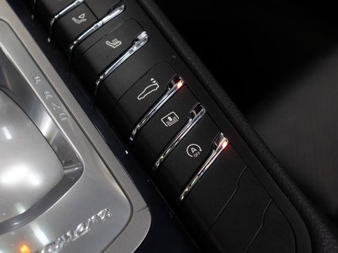 Used 2012 Porsche Panamera S RWD image 40